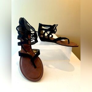 Carlos by Carlos Santana Black and Brown Strappy Sandals